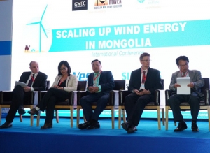 “Монголд салхины эрчим хүчийг нэмэгдүүлэх нь” олон улсын хуралд Мегаватт спонсороор оролцлоо. 